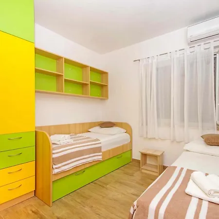 Karla Delux Apartment Makarska