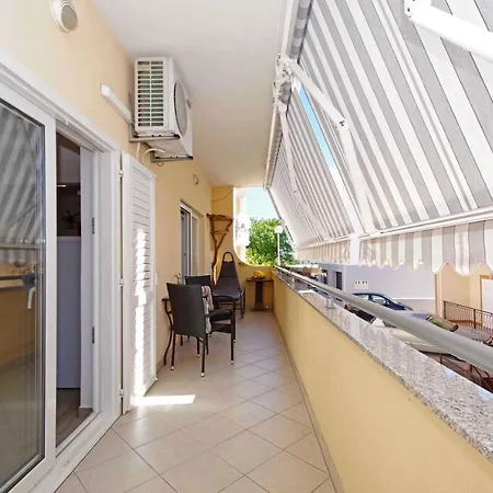 Karla Delux Apartmán *